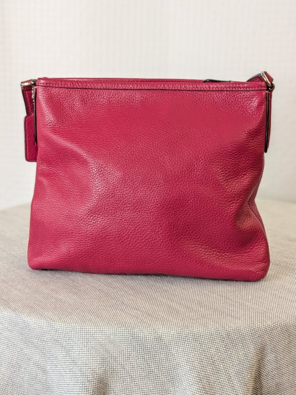 Coach F28035 Pink Pebbled Leather Crossbody Bag Purse Adjustable Strap - Picture 2 of 10